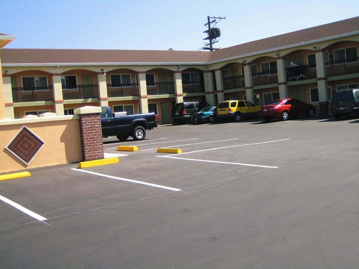 Americas Deluxe Inn- Marysville Eksteriør bilde