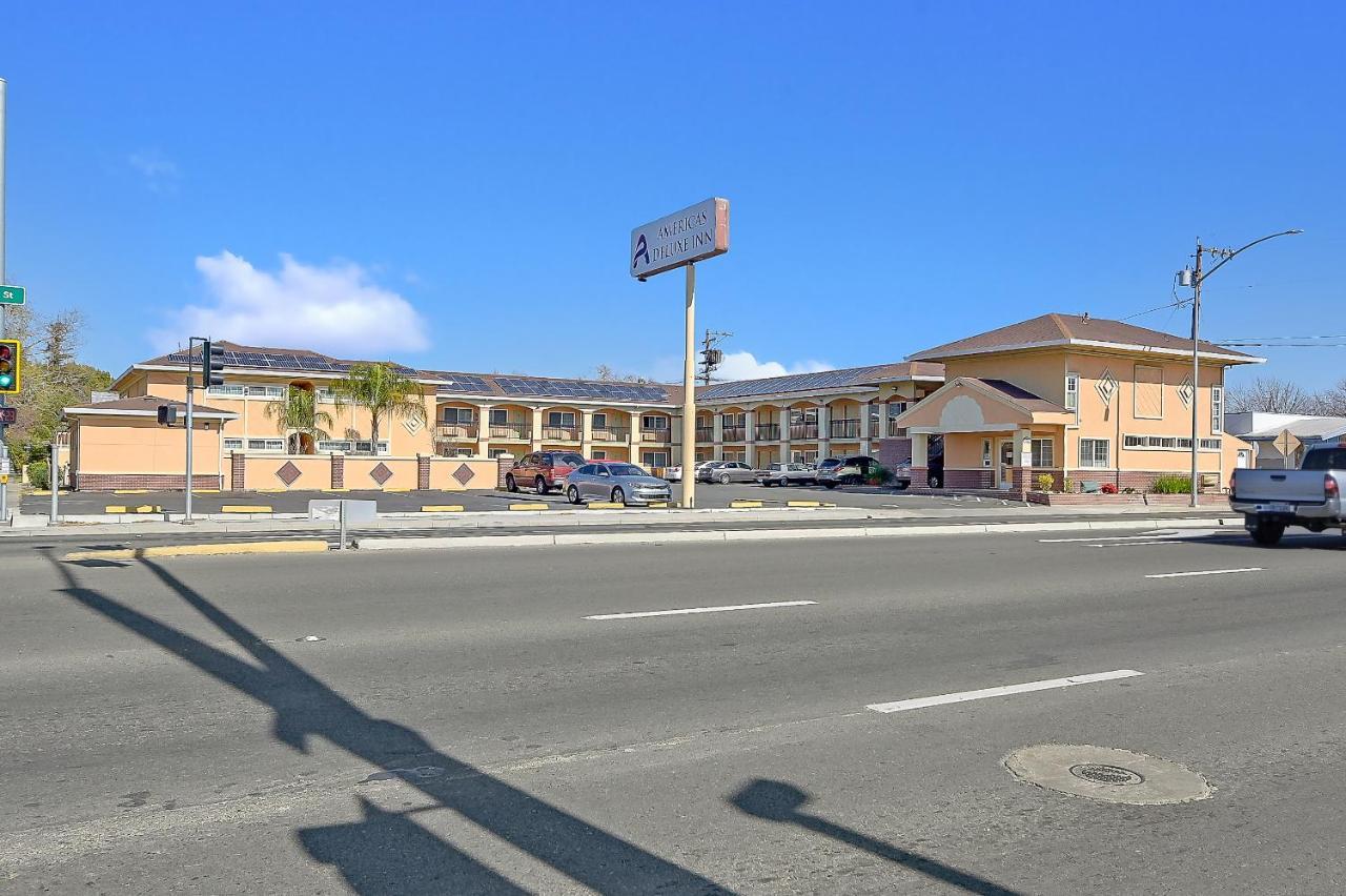 Americas Deluxe Inn- Marysville Eksteriør bilde